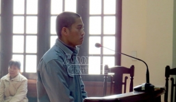 Thầy giáo 'điên tình' rút súng đe dọa học trò